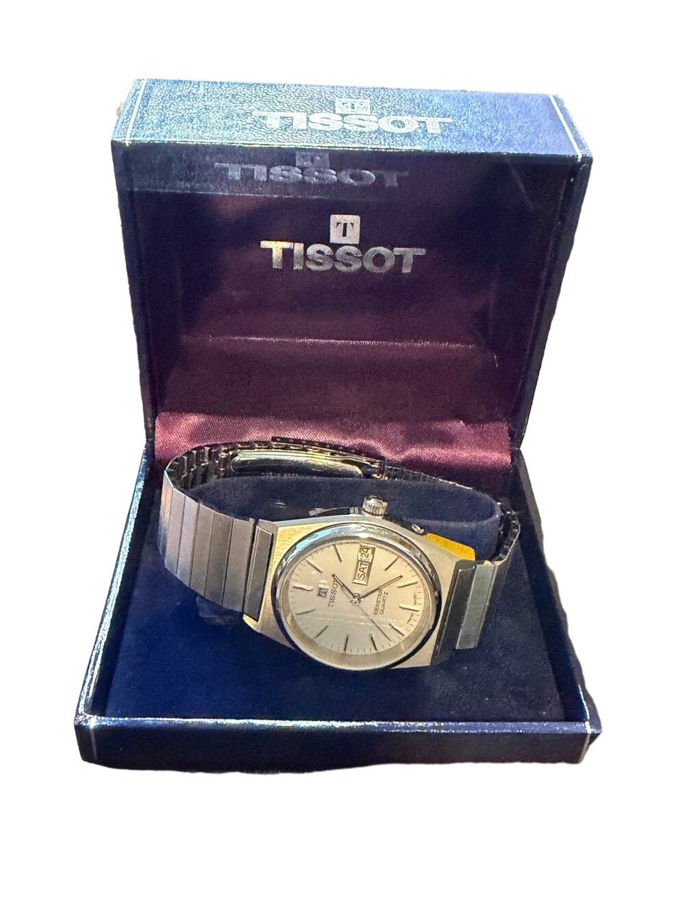 Tissot Seastar Quartz Watch Silver Tone Date Stainless Steel Bracelet